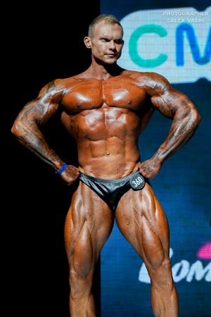 CLASSIC PHYSIQUE +178